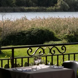 Hotel Logis Les Vieilles **